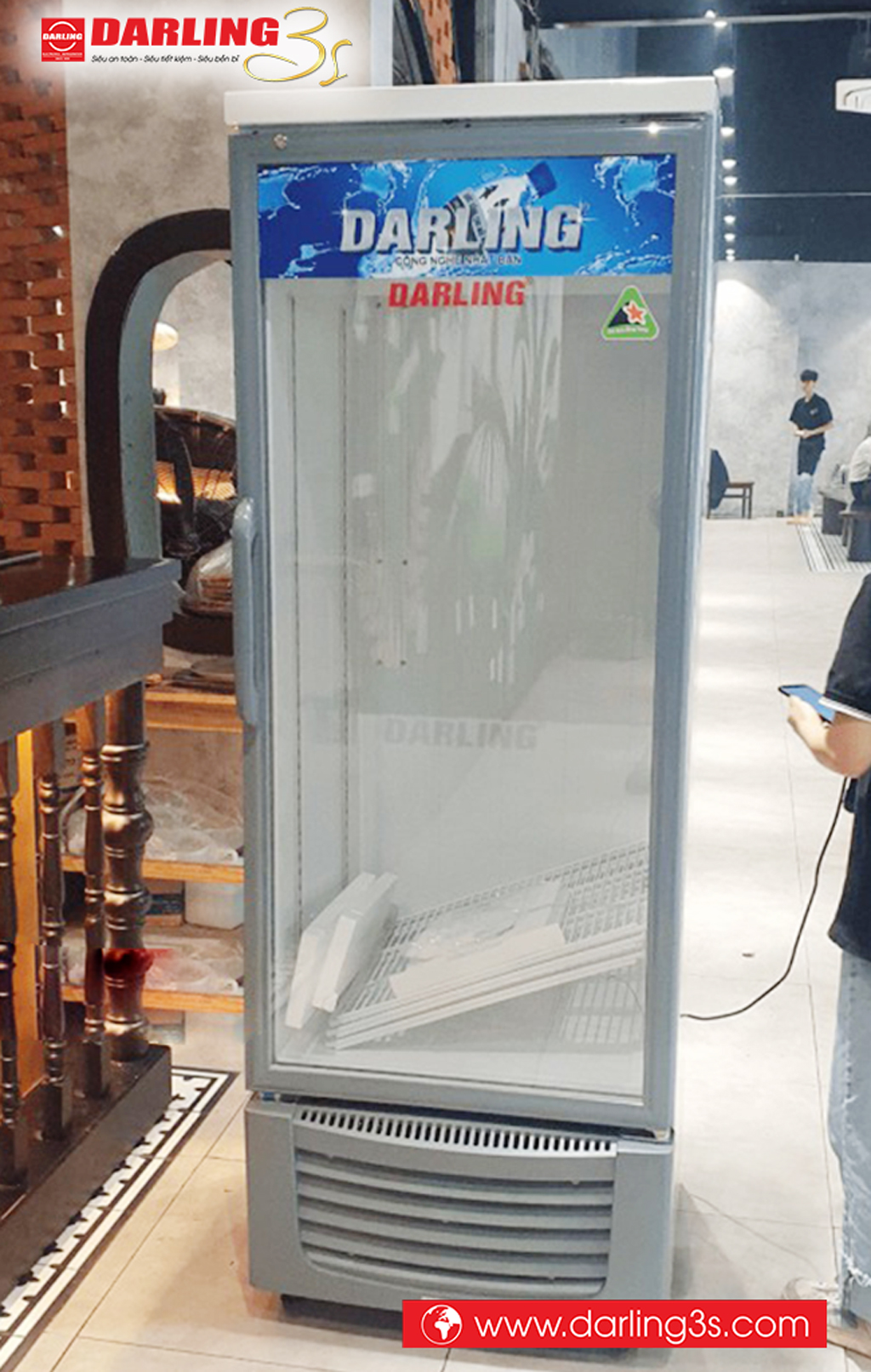 Tủ mát Darling DL-5000A2 1 cánh mở